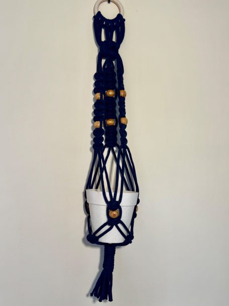 macrame plant hanger