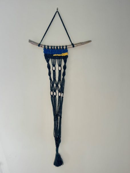 macrame plant hanger 